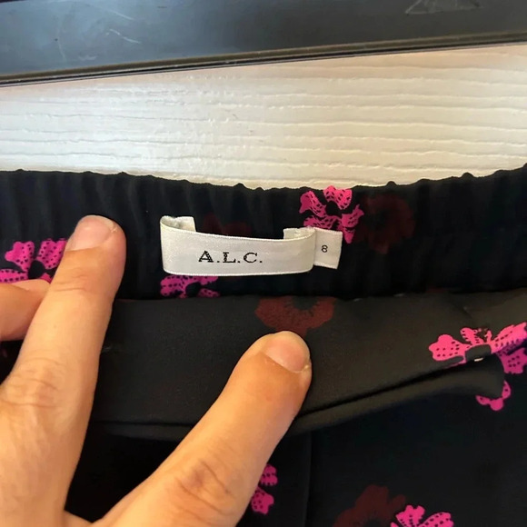 A.L.C- ‘Val’ Mallow Print Silk Shorts - Picture 5 of 7